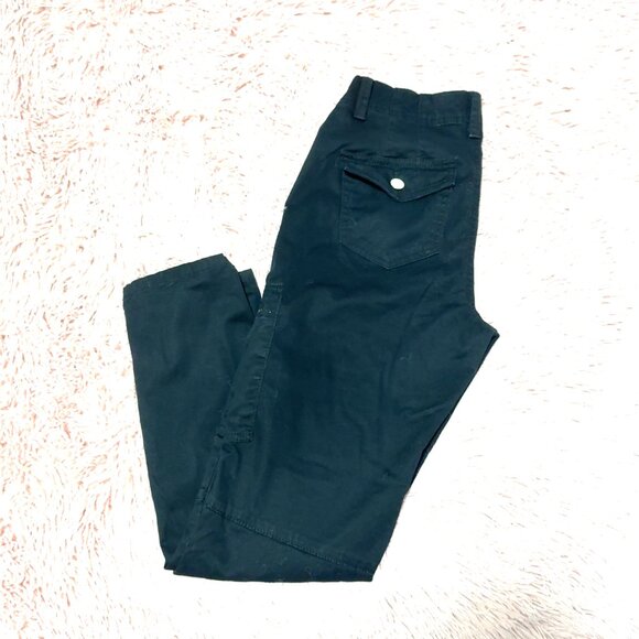 WHBM Black Pret-A-Pedi Slim Crop, Size 00 - Picture 2 of 6